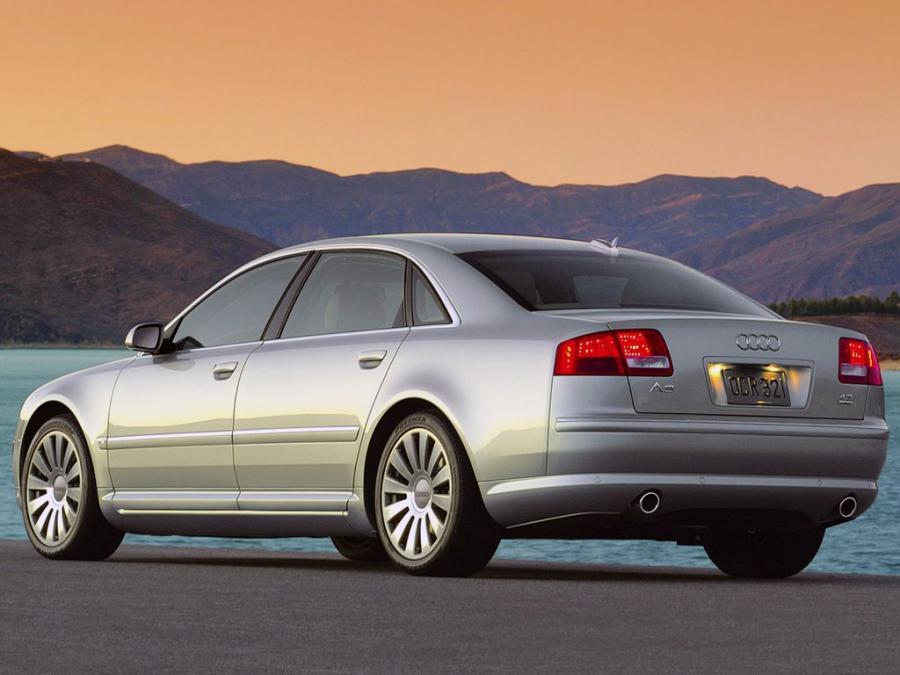  Audi A8 4.2 Quattro (D3) 2003 года  (NA) (фото 2 из 4)